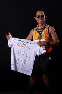 BIB: 42195
                            <button type="button" onclick="openModal(8895202)" class="btn btn-primary btn-sm float-right btn-popup" data-toggle="modal" data-target=".modal-high-quality">
                        <i class="fas fa-shopping-cart"></i> Add to Cart
                    </button>
                                            <button type="button" onclick="isThisMe(8895202, true)" class="btn btn-success btn-sm float-right btn-popup btn-isme hidden" data-toggle="tooltip" data-placement="bottom" title="นี่คือรูปของคุณใช่ไหม คลิกที่นี่เพื่อเอาเข้าอัลบั้ม">
                        <i class="fas fa-plus"></i> Add to album
                    </button>
                    <button type="button" onclick="isThisMe(8895202, false)" class="btn btn-warning btn-sm float-right btn-popup btn-isnotme hidden">
                        <i class="fas fa-ban"></i> Remove from album
                    </button>